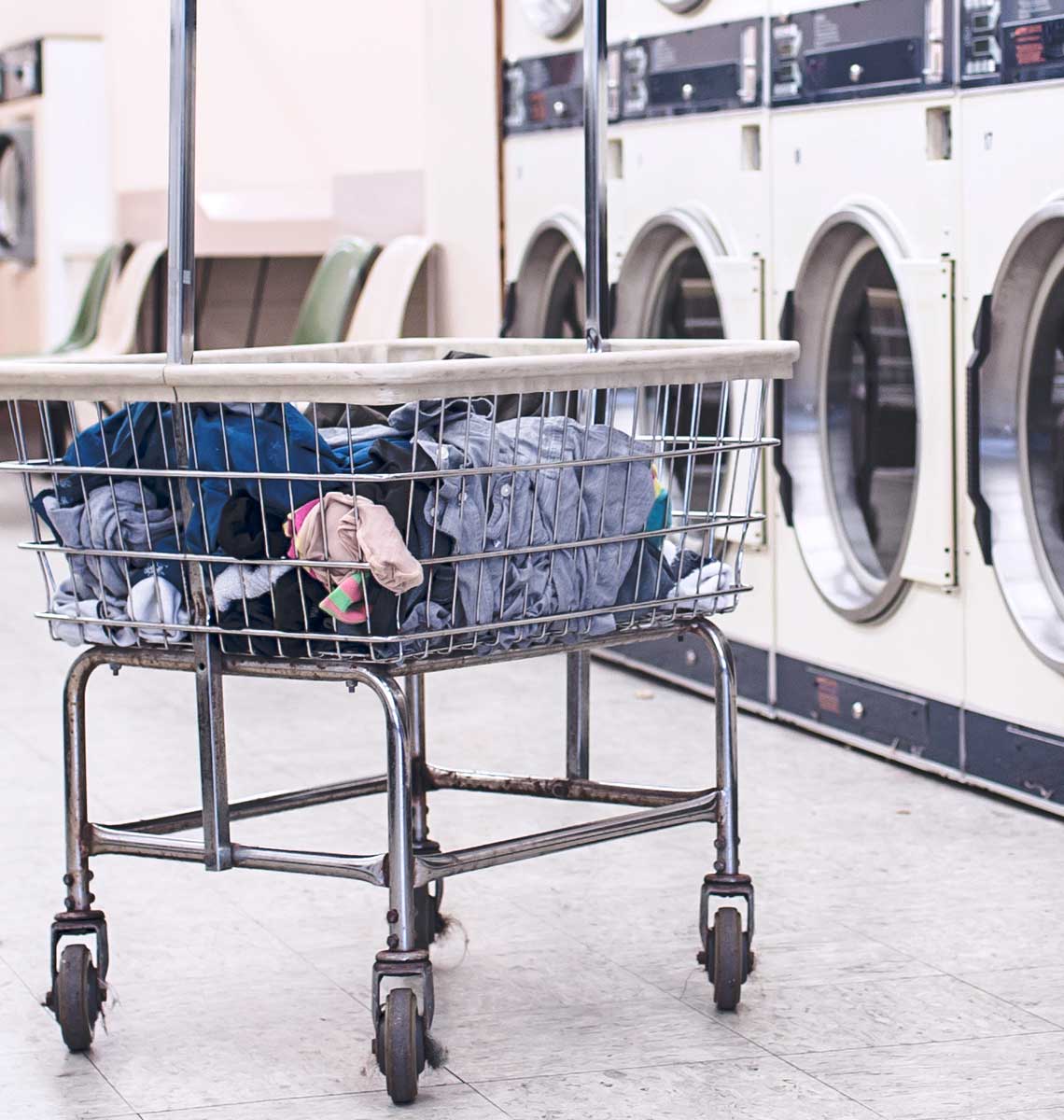 Hvordan får man solcreme af tøj? Læs denne guide.